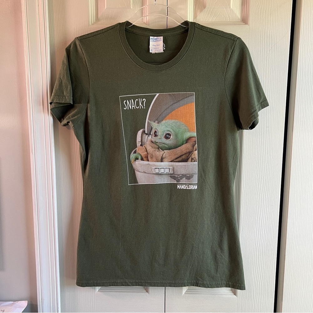 Baby Yoda (Grogu) “SNACK?” T-shirt